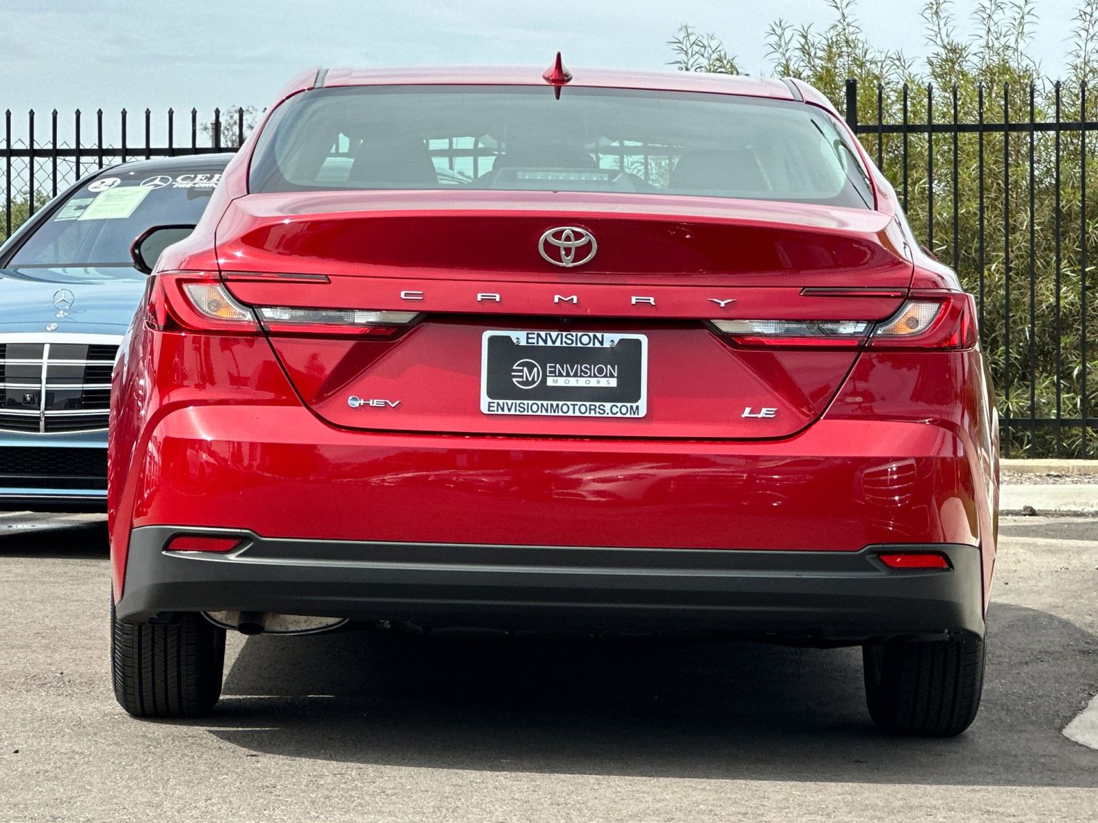 View vehicle photo 4