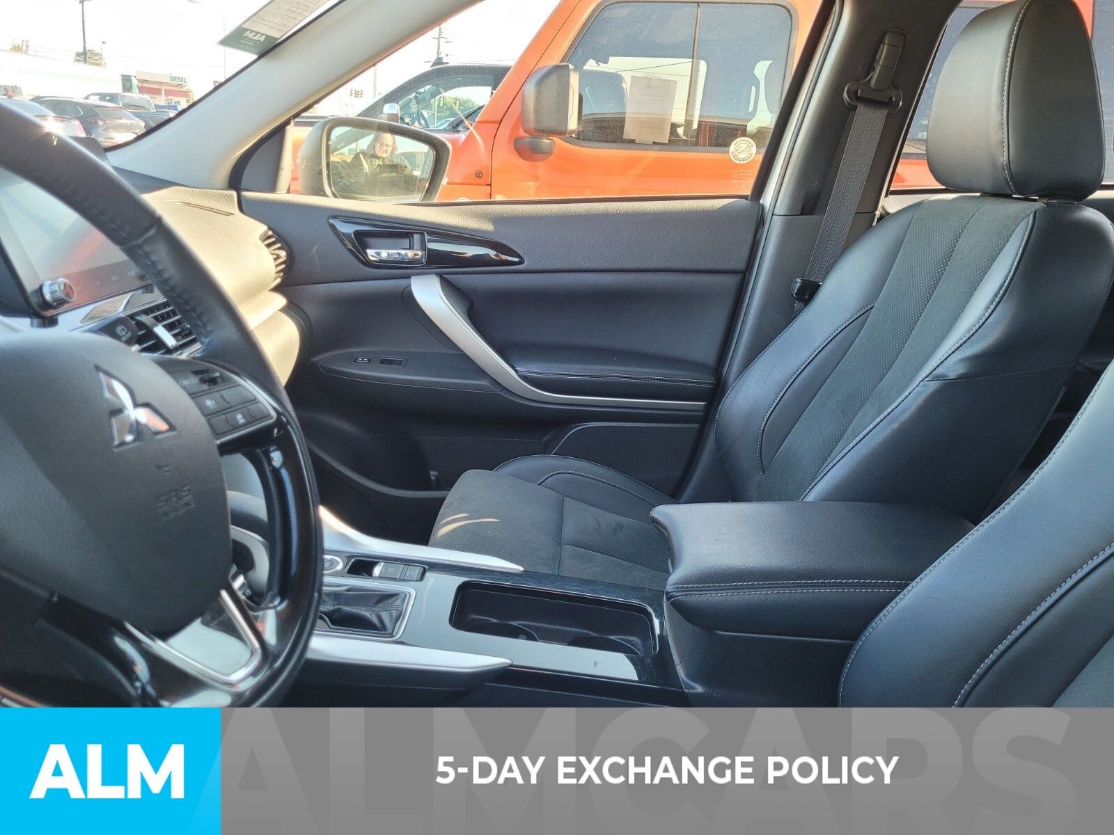 2024 Mitsubishi Eclipse Cross SE photo 3