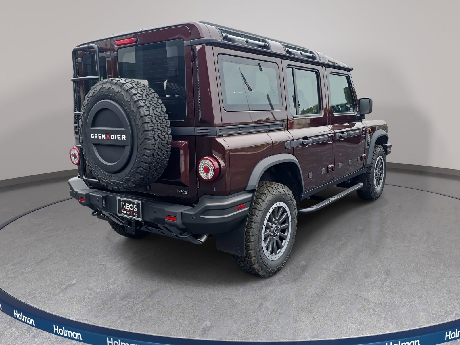 View vehicle photo 5