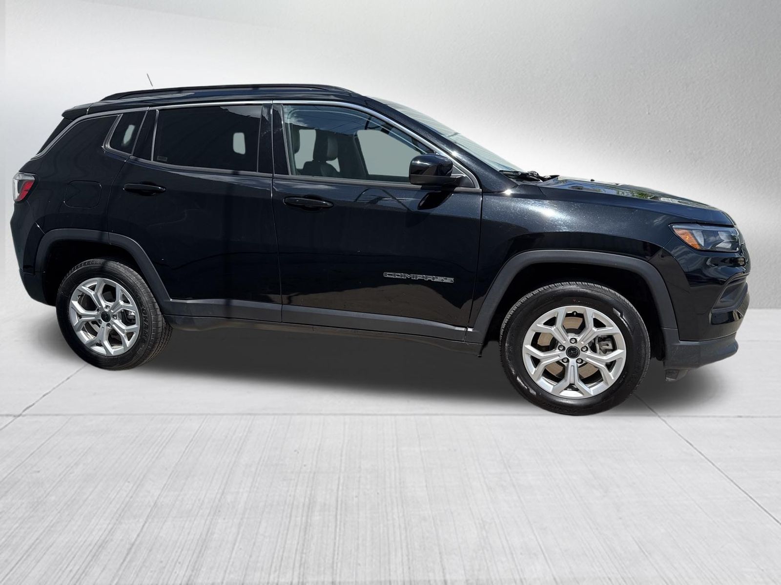 Used Car 2025 Jeep Compass  Latitude For Sale Under $25,000 In Austin, Texas