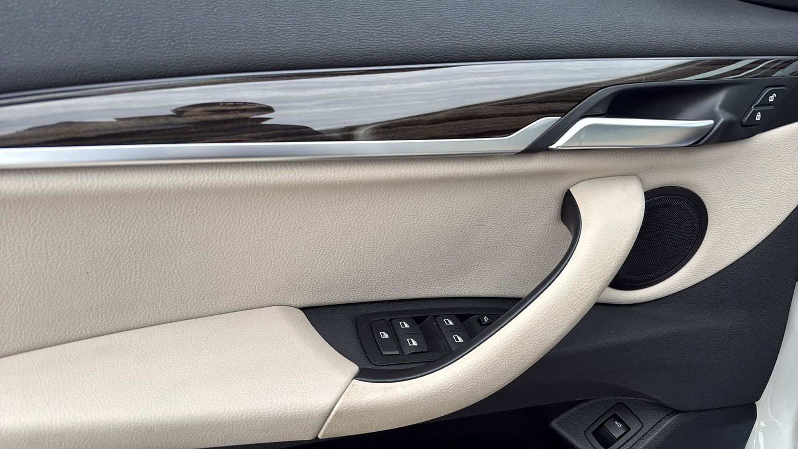 Used Car 2022 Bmw X1  Xdrive28i For Sale Under $30,000 In Austin, Texas