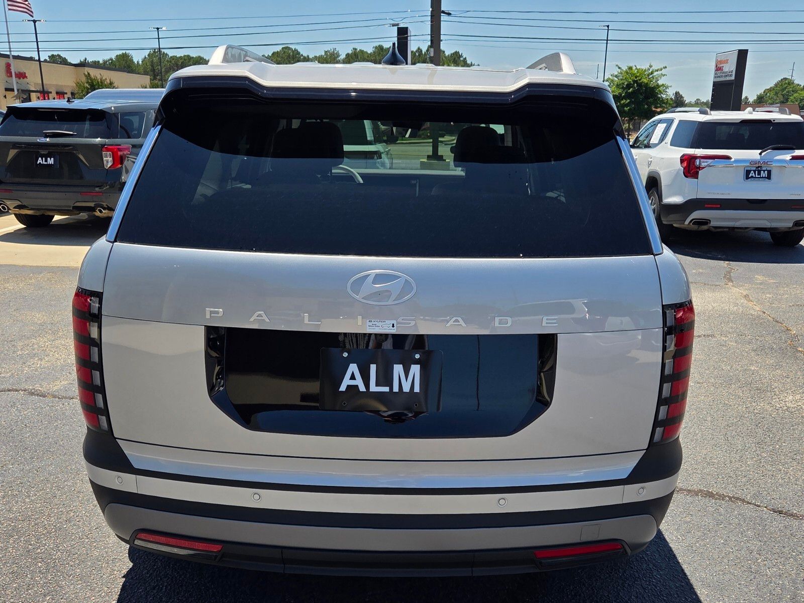 New 2026 Silver HYUNDAI SEL image 11