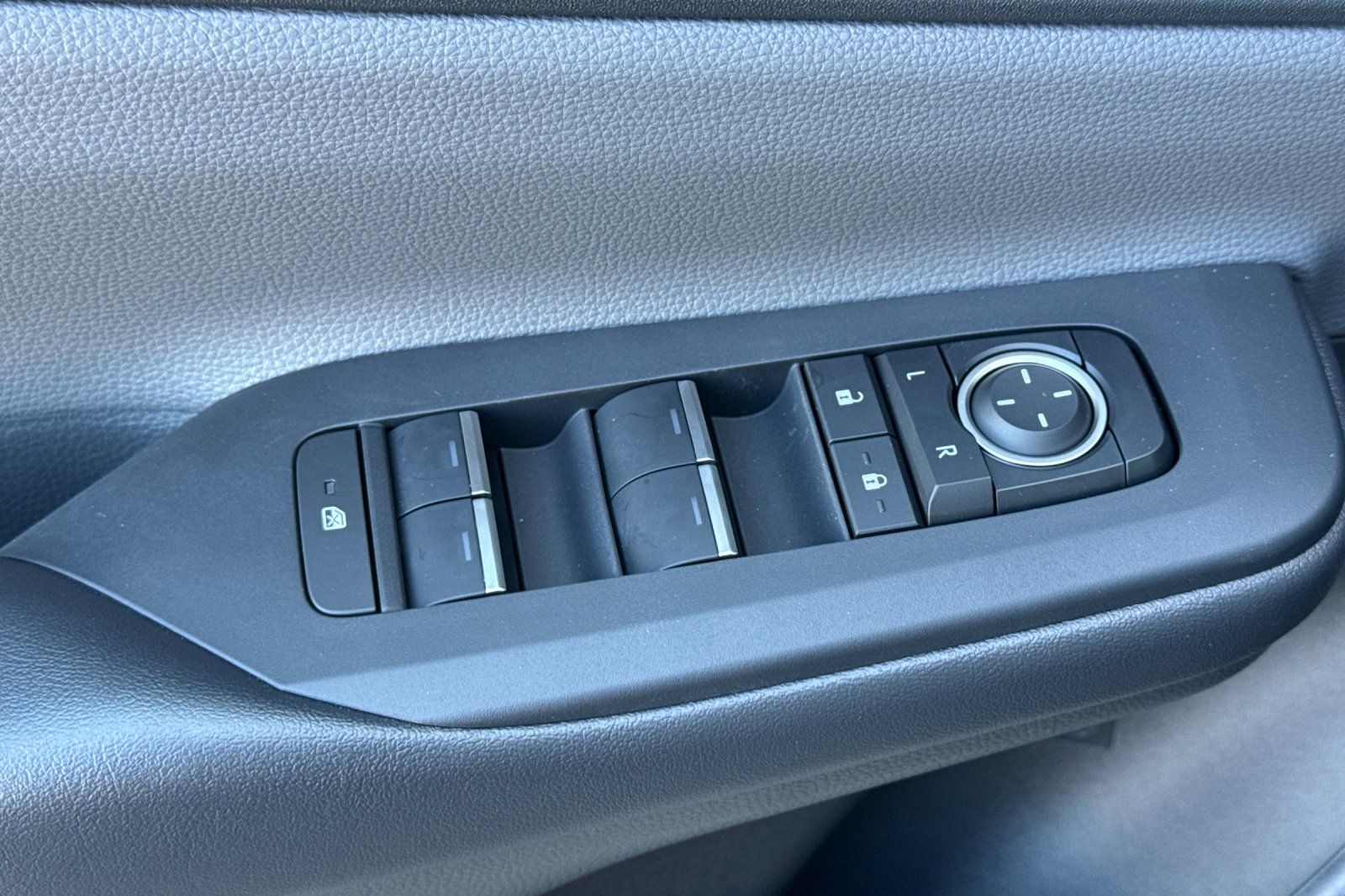 New 2027 Toyota Prius Sedan