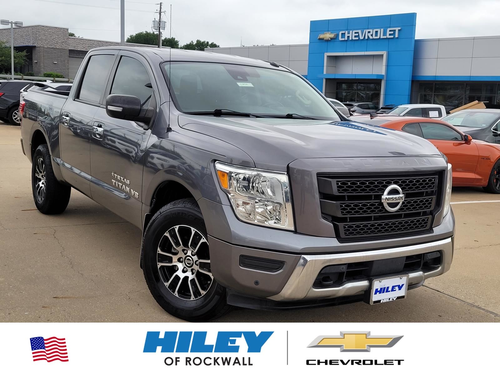 2020 Nissan Titan SV Crew Cab 4WD
