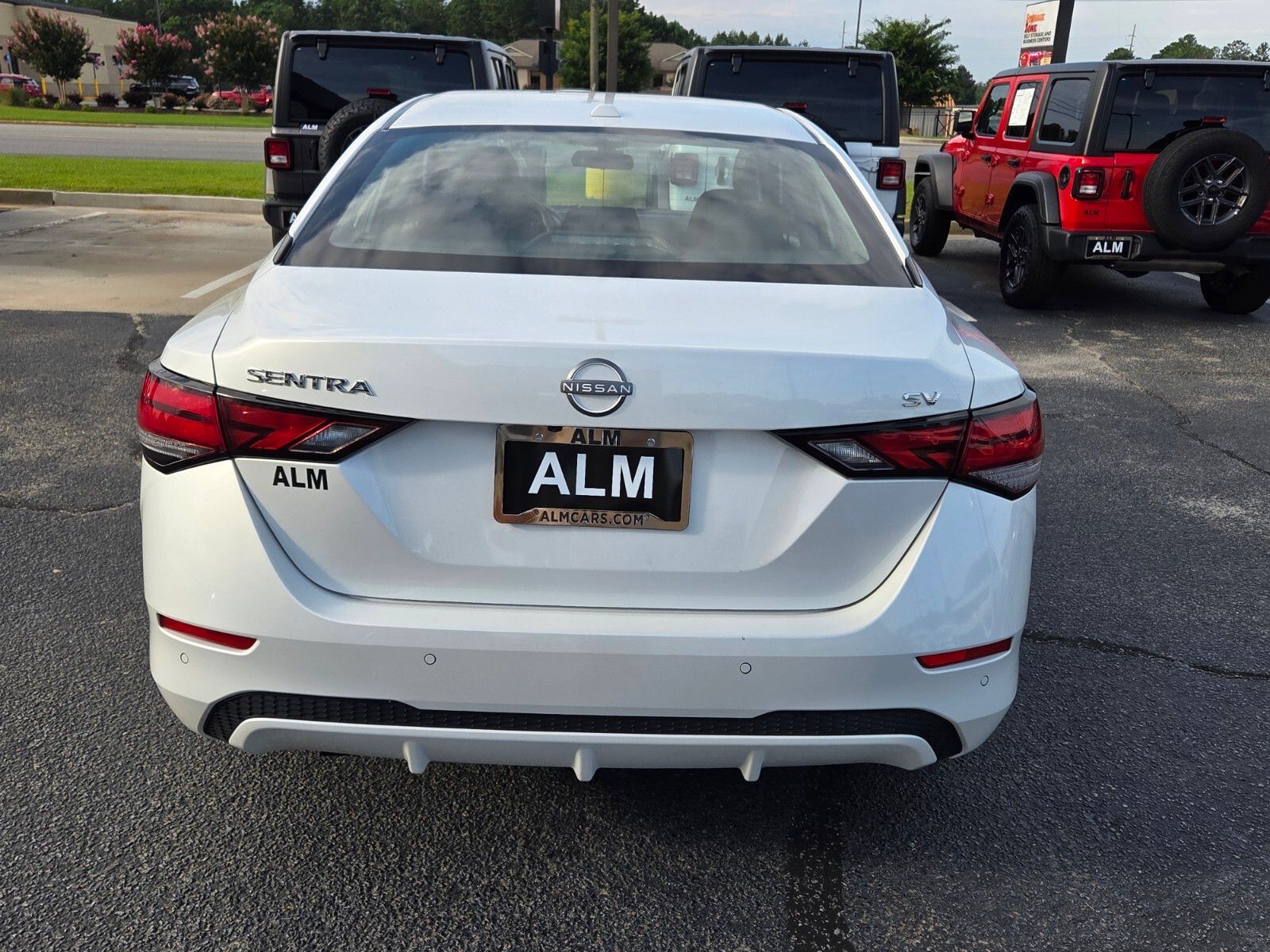 Used 2024 White Nissan SV image 10
