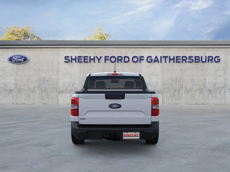 New 2026 Space White Metallic Ford XLT image 6