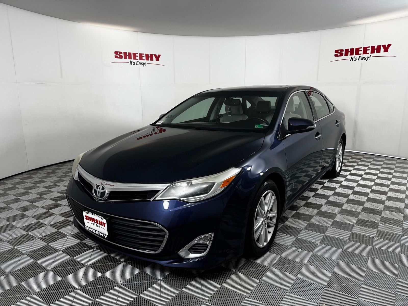 Parisian Night Pearl 2014 Toyota Avalon XLE Premium Sedan Front-Wheel Drive 6-Speed Automatic