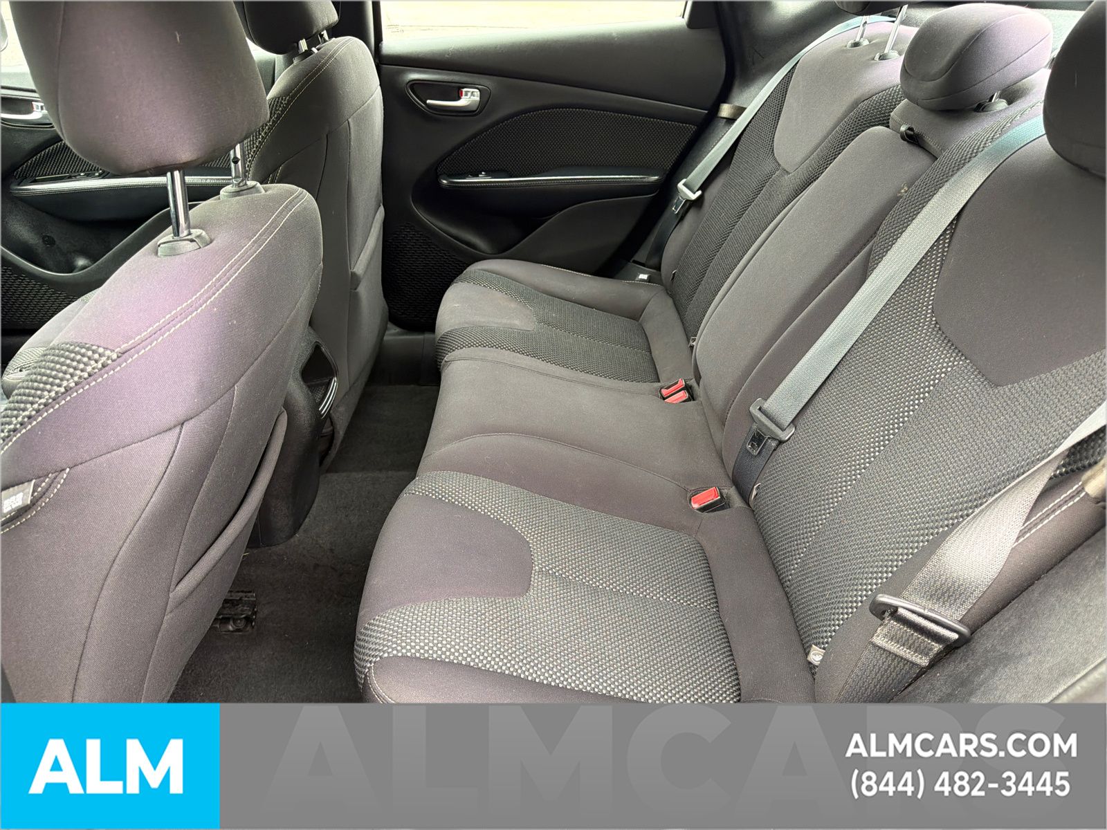 Used 2014 Gray Dodge SXT image 22