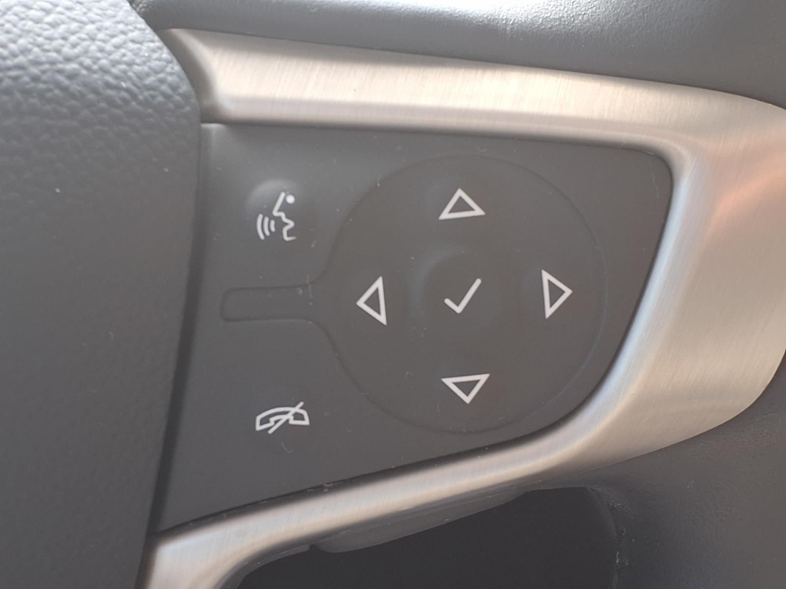 2022 GMC Acadia Denali Green at AutoSavvy Houston Southwest