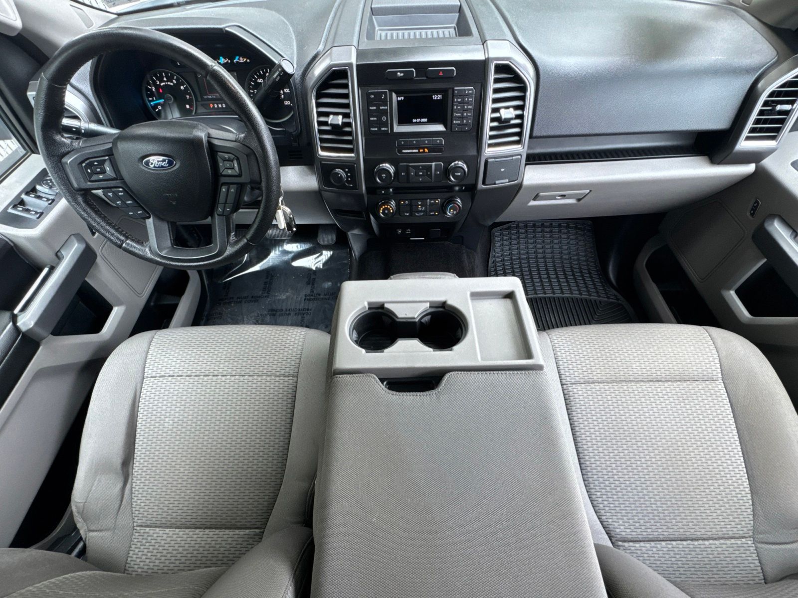 Used 2015 Oxford White Ford XLT image 22