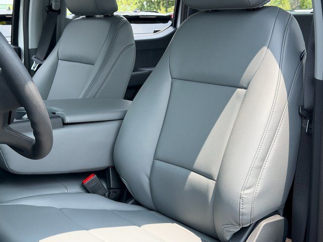 New 2026 Oxford White Ford XL image 21