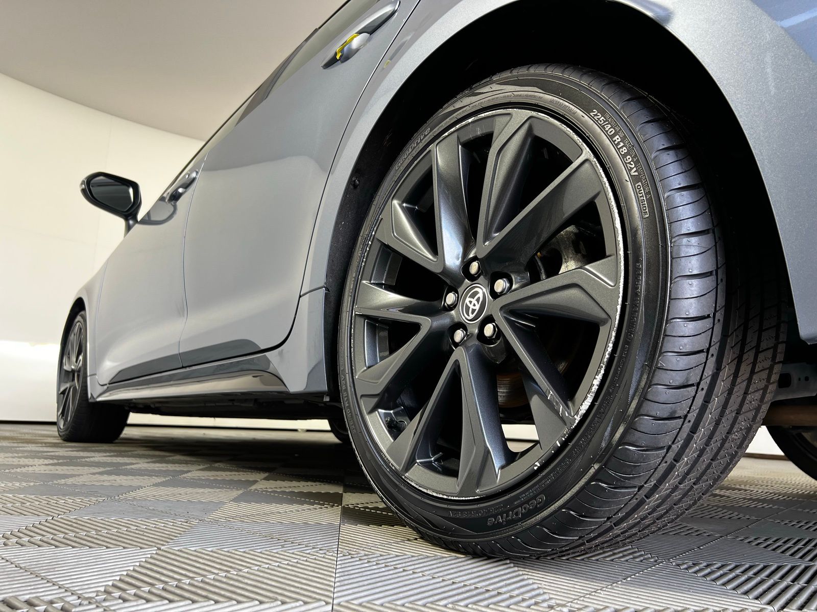 Thumbnail: 2023 Toyota Corolla - 25