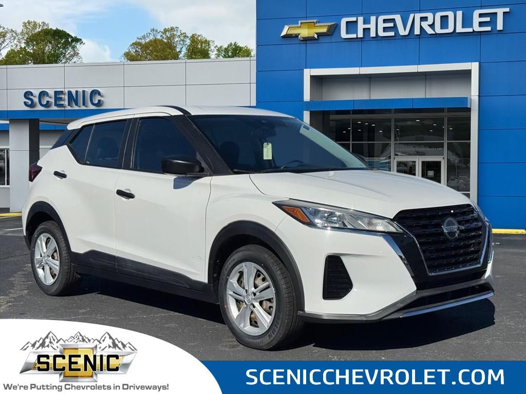 2021 Nissan Kicks S FWD