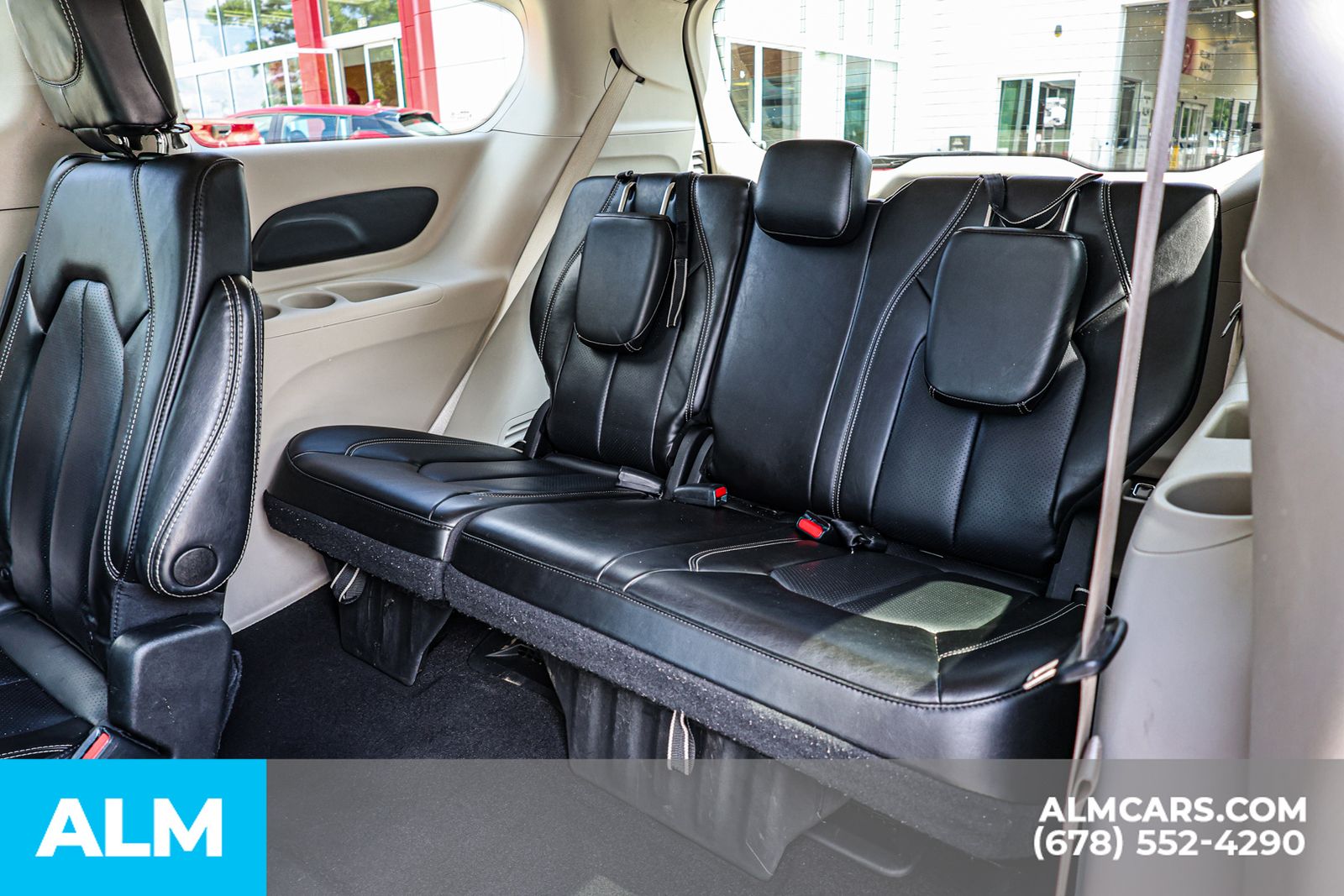 2023 Chrysler Pacifica Touring L photo 14