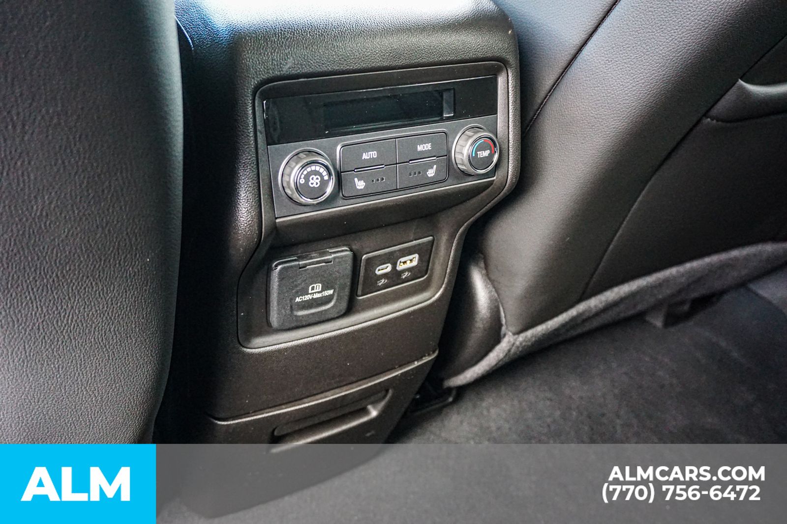 Used 2023 White GMC Denali image 61