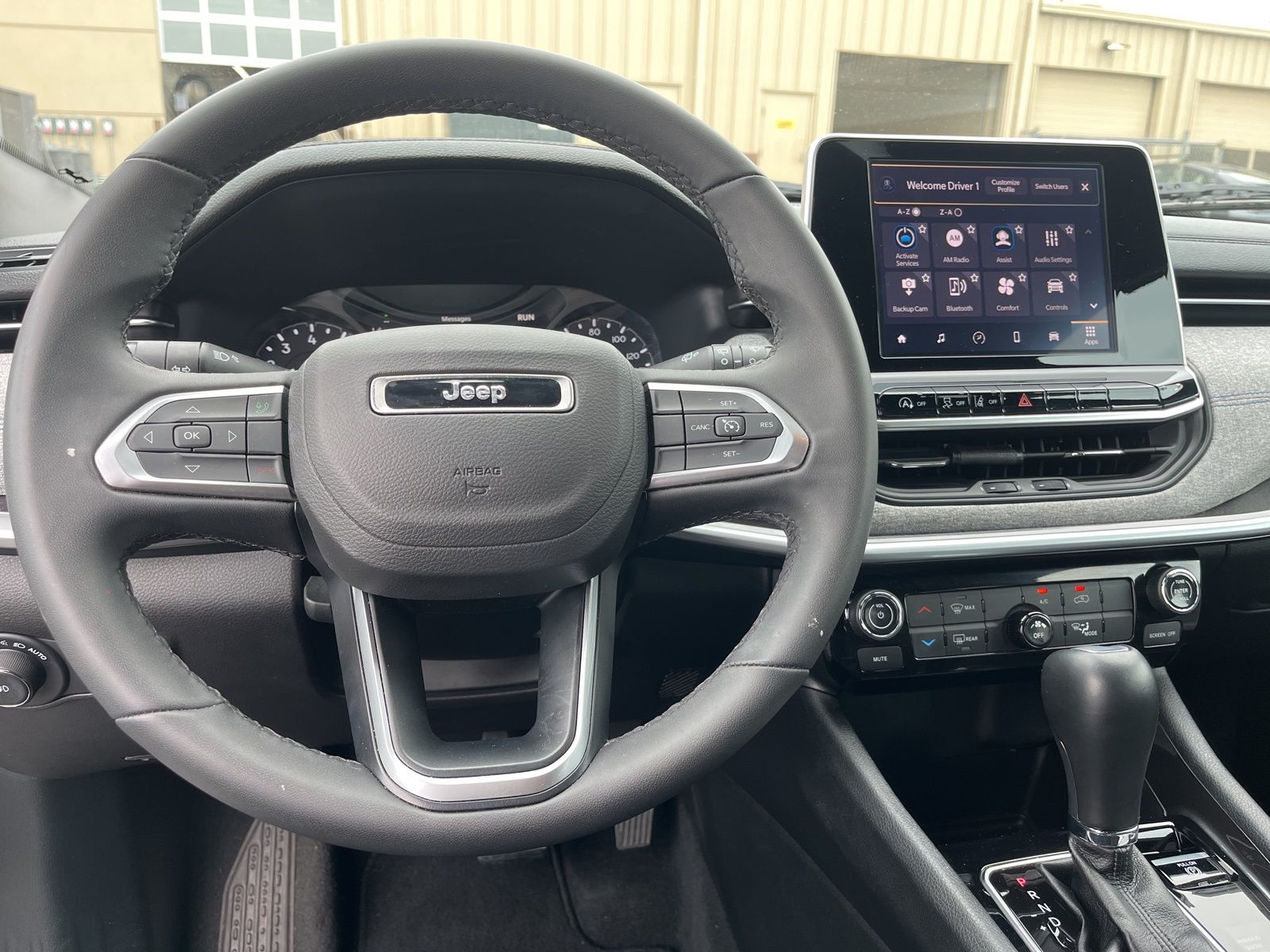 Used 2025 White Jeep Latitude image 14