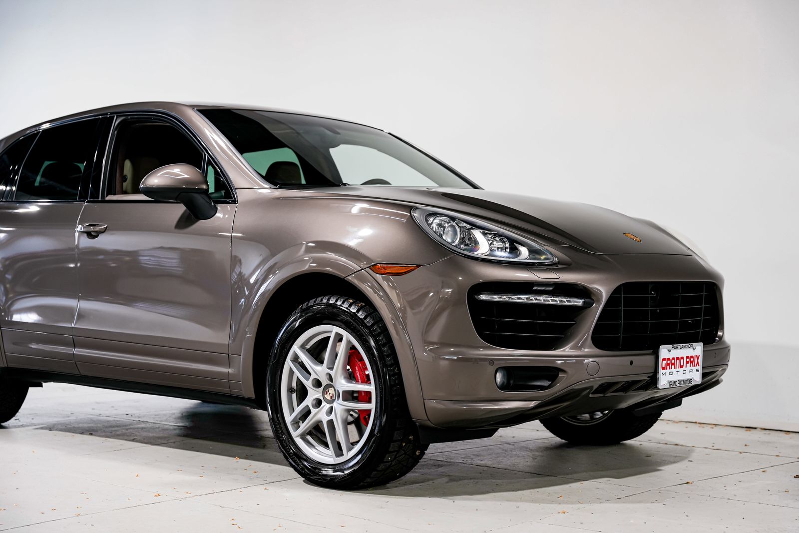 2013 Porsche Cayenne Turbo — photo 49