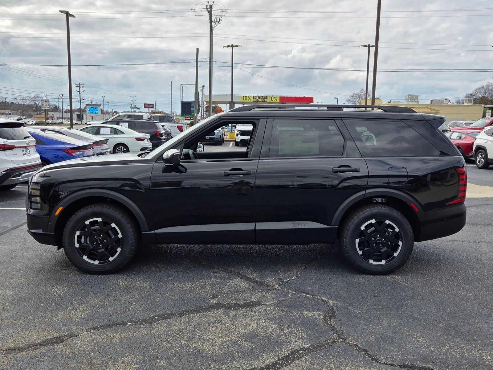 New 2026 Black HYUNDAI XRT Pro image 4