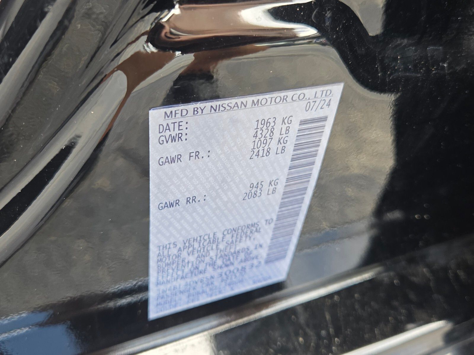 Used 2025 Super Black Nissan 2.5 SV image 18