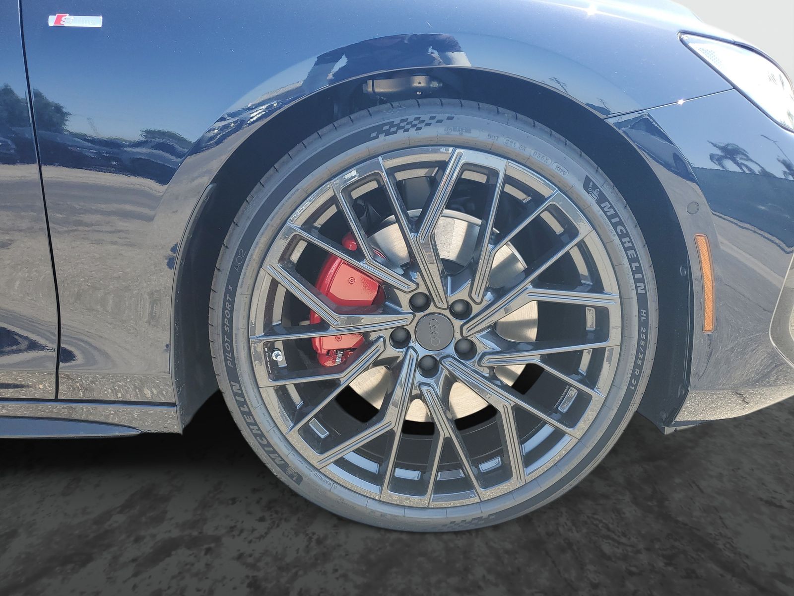 Vehicle photo