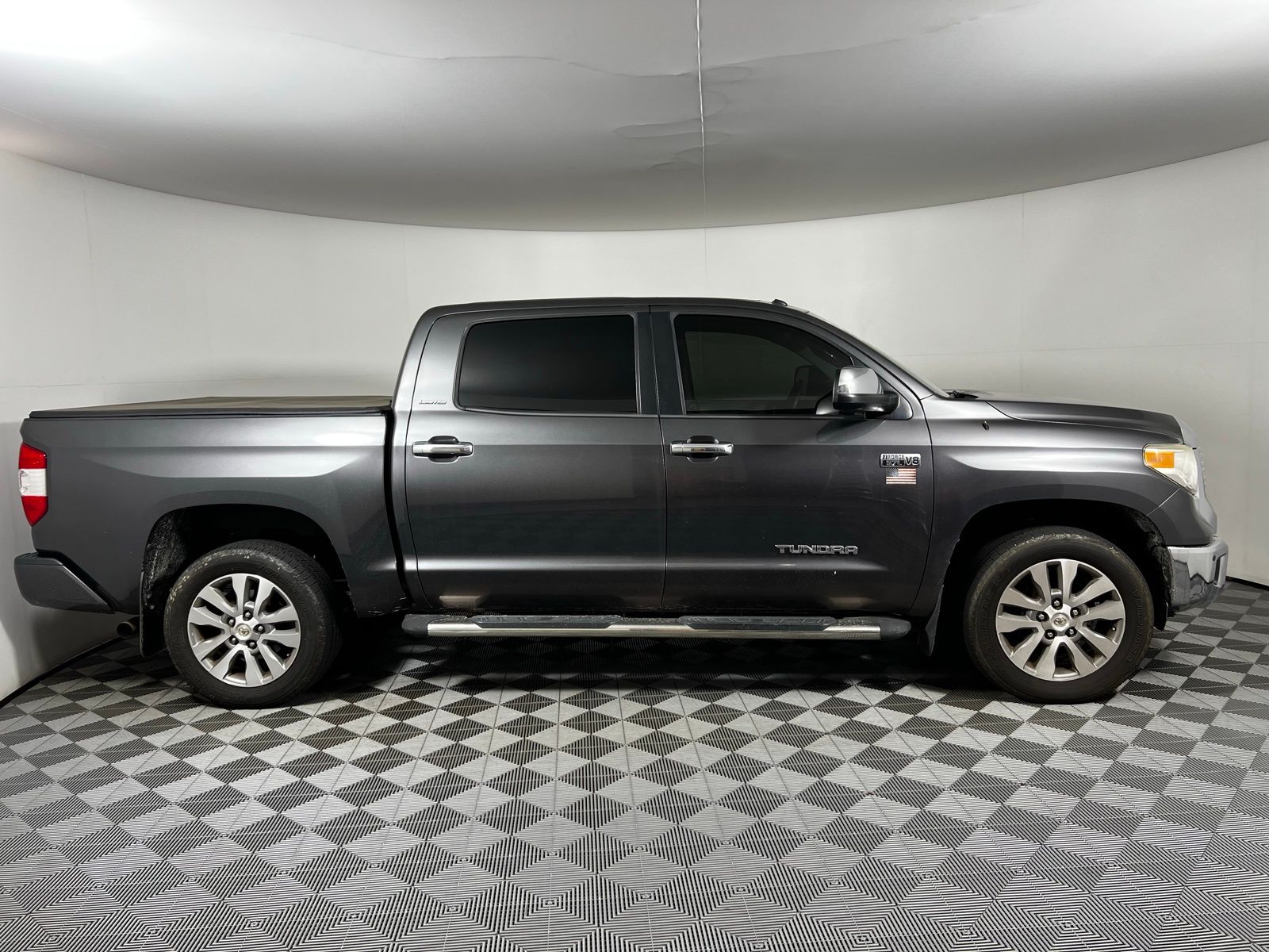 2016 Toyota Tundra Limited 4