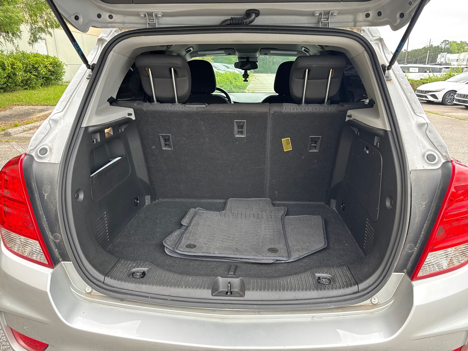 Used 2020 Silver Chevrolet LS image 18