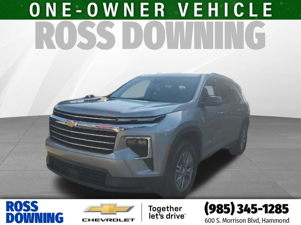 Sterling Gray Metallic 2025 Chevrolet Traverse LT FWD SUV / Crossover Front-Wheel Drive 8-Speed Automatic