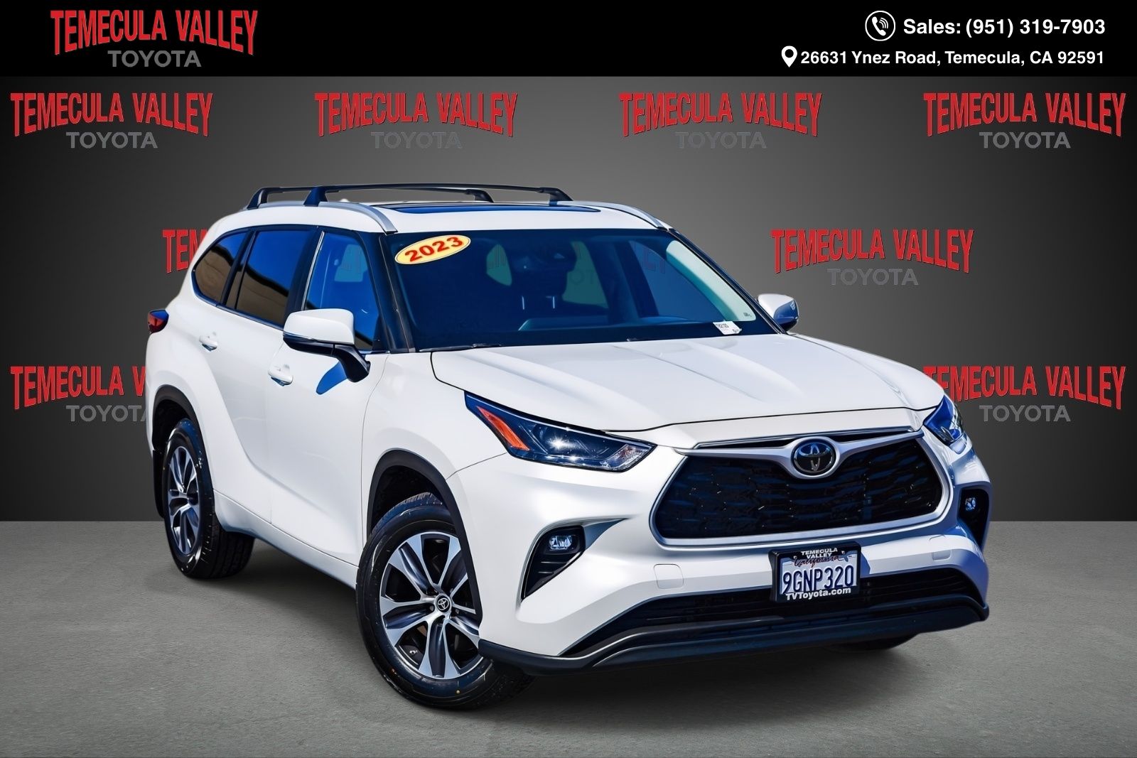 White (Wind Chill Pearl) 2023 Toyota Highlander XLE FWD SUV / Crossover Front-Wheel Drive 8-Speed Automatic