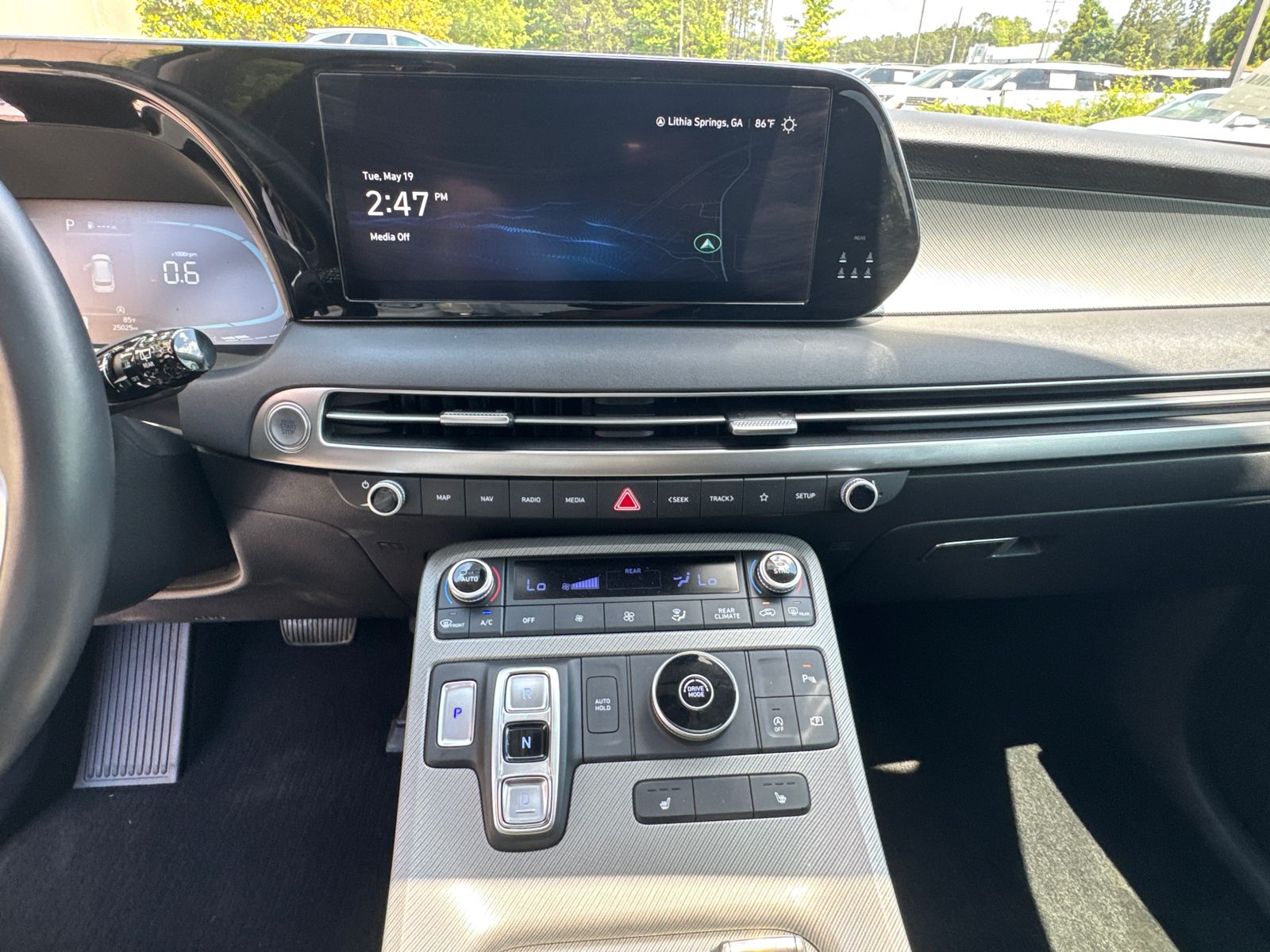 Used 2024 White Hyundai XRT image 28