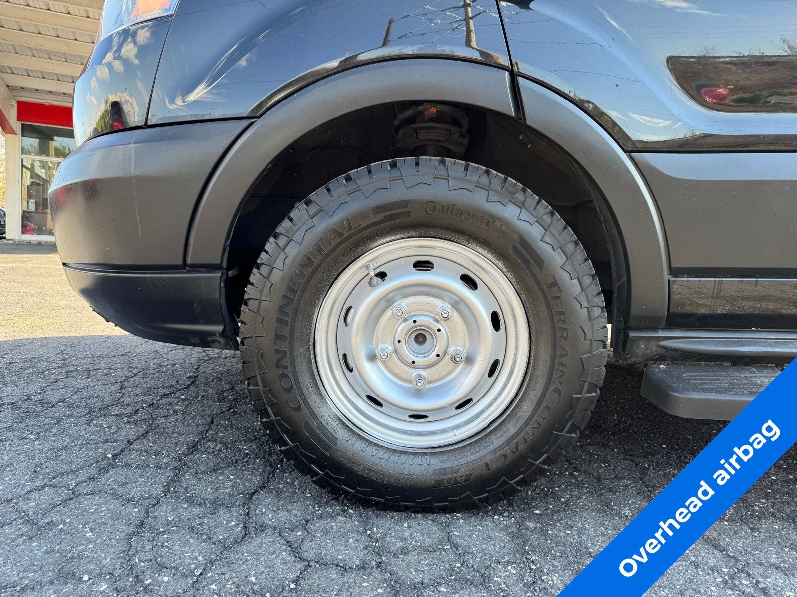 View vehicle photo 6