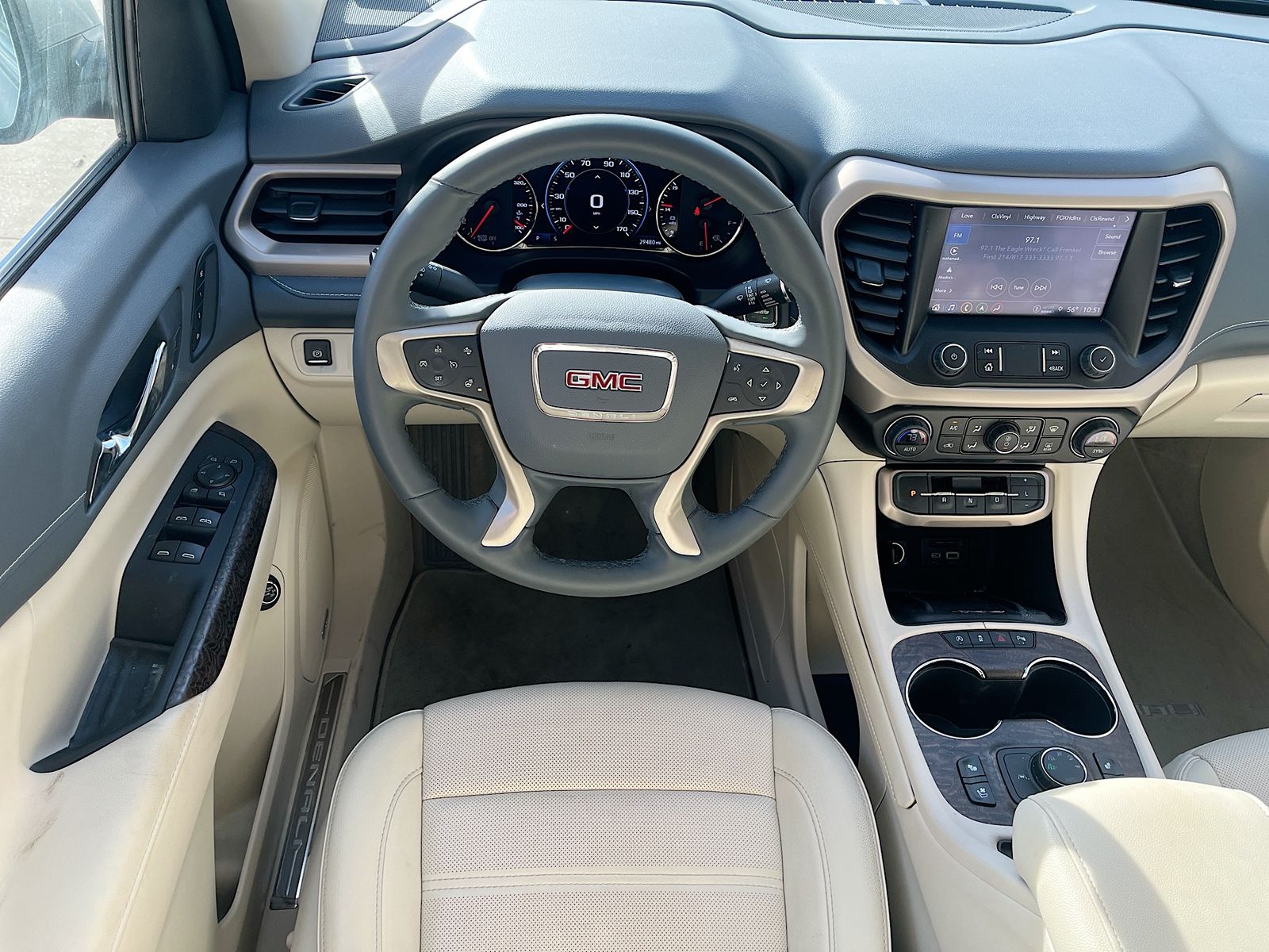 2023 GMC Acadia Denali - Photo 24