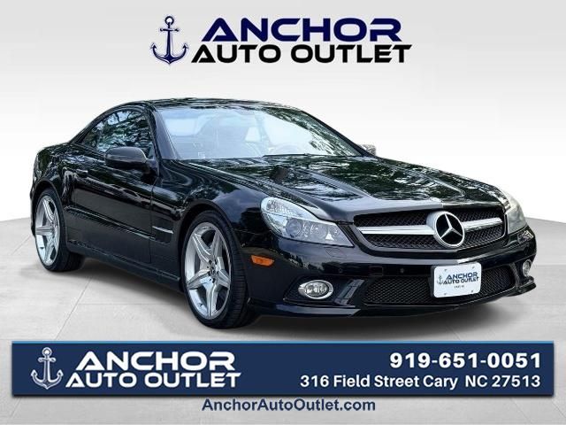 Black 2011 Mercedes-Benz SL-Class SL 550 Convertible Rear-Wheel Drive 7-Speed Automatic