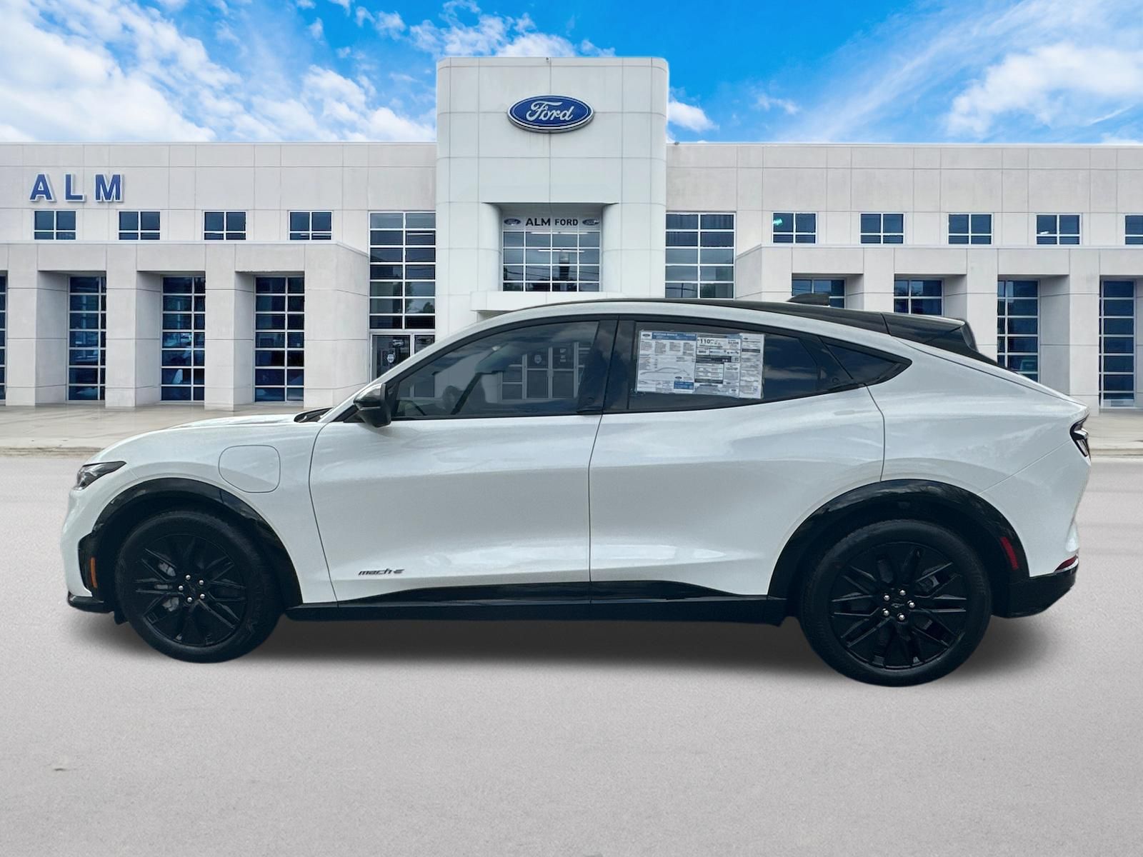 New 2026 Star White Metallic Tri-coat Ford Premium image 9