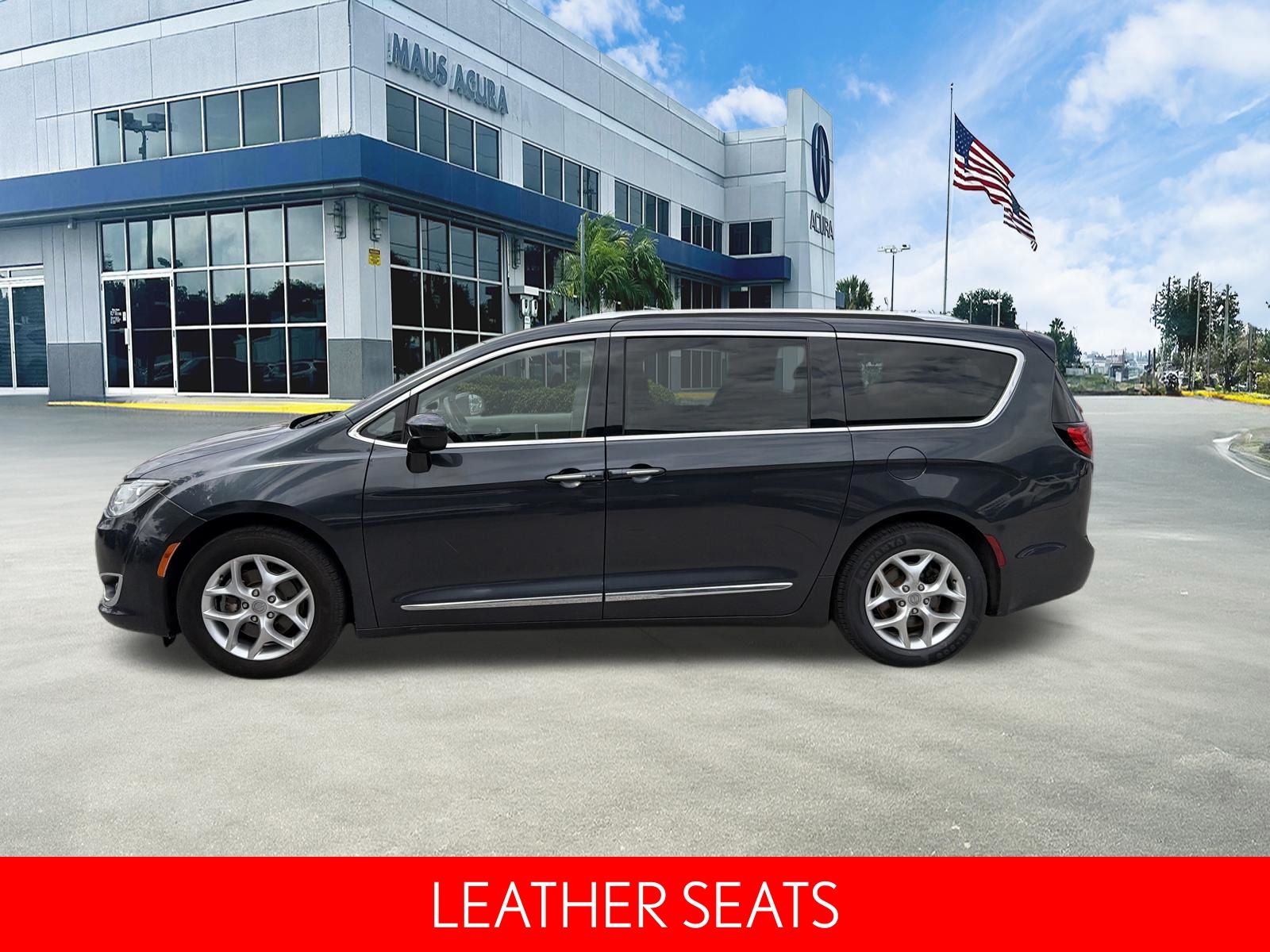 Used 2020 Chrysler Pacifica Touring L 4D Passenger Van