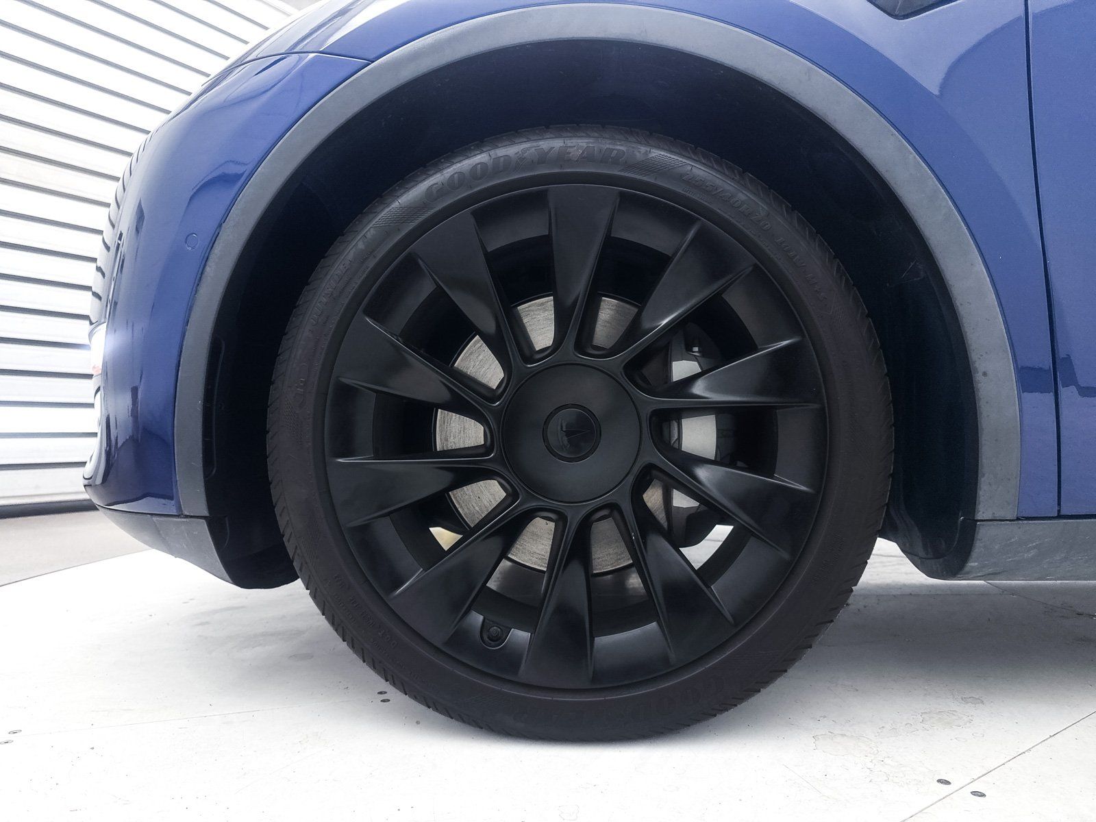Used 2021 Tesla Model Y Long Range with VIN 5YJYGDEE7MF219300 for sale in Scottsdale, AZ