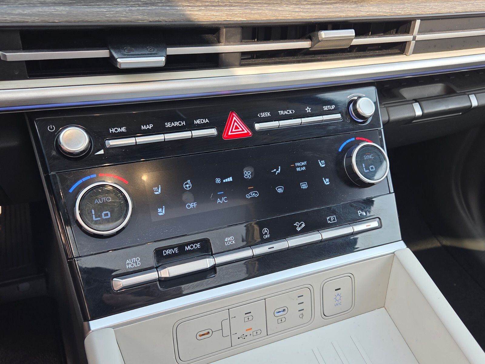 Used 2024 Silver Hyundai Limited image 22