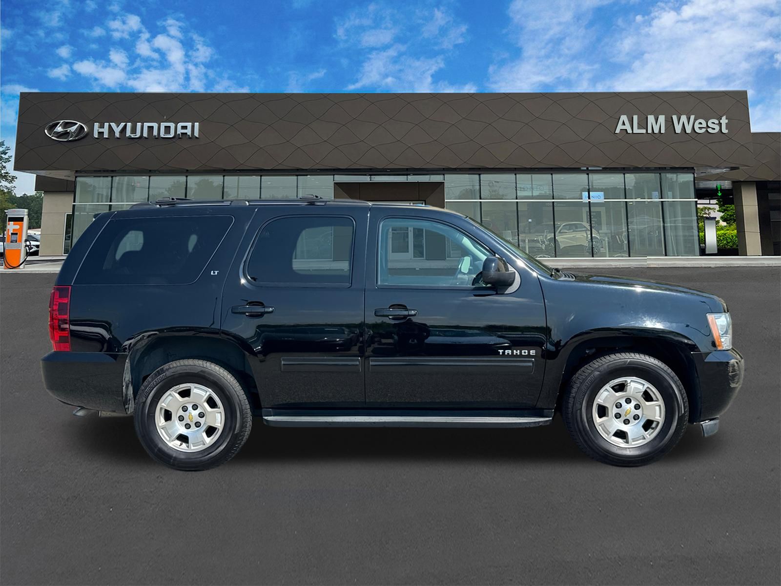 Used 2014 Black Chevrolet LT image 4