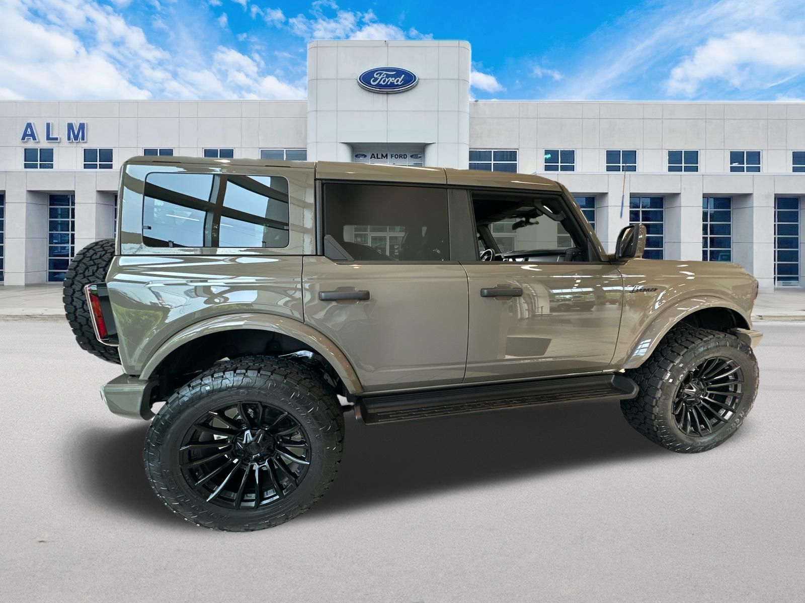 New 2026 Marsh Gray Ford Outer Banks® image 4
