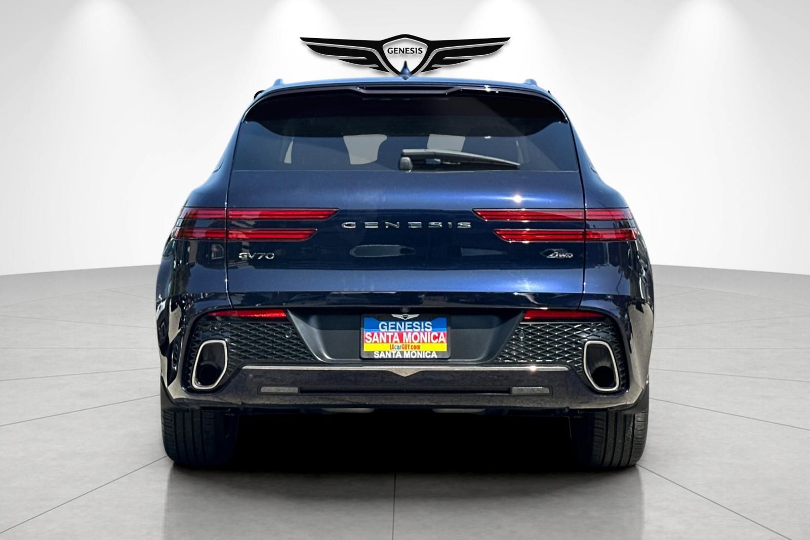 View vehicle photo 6
