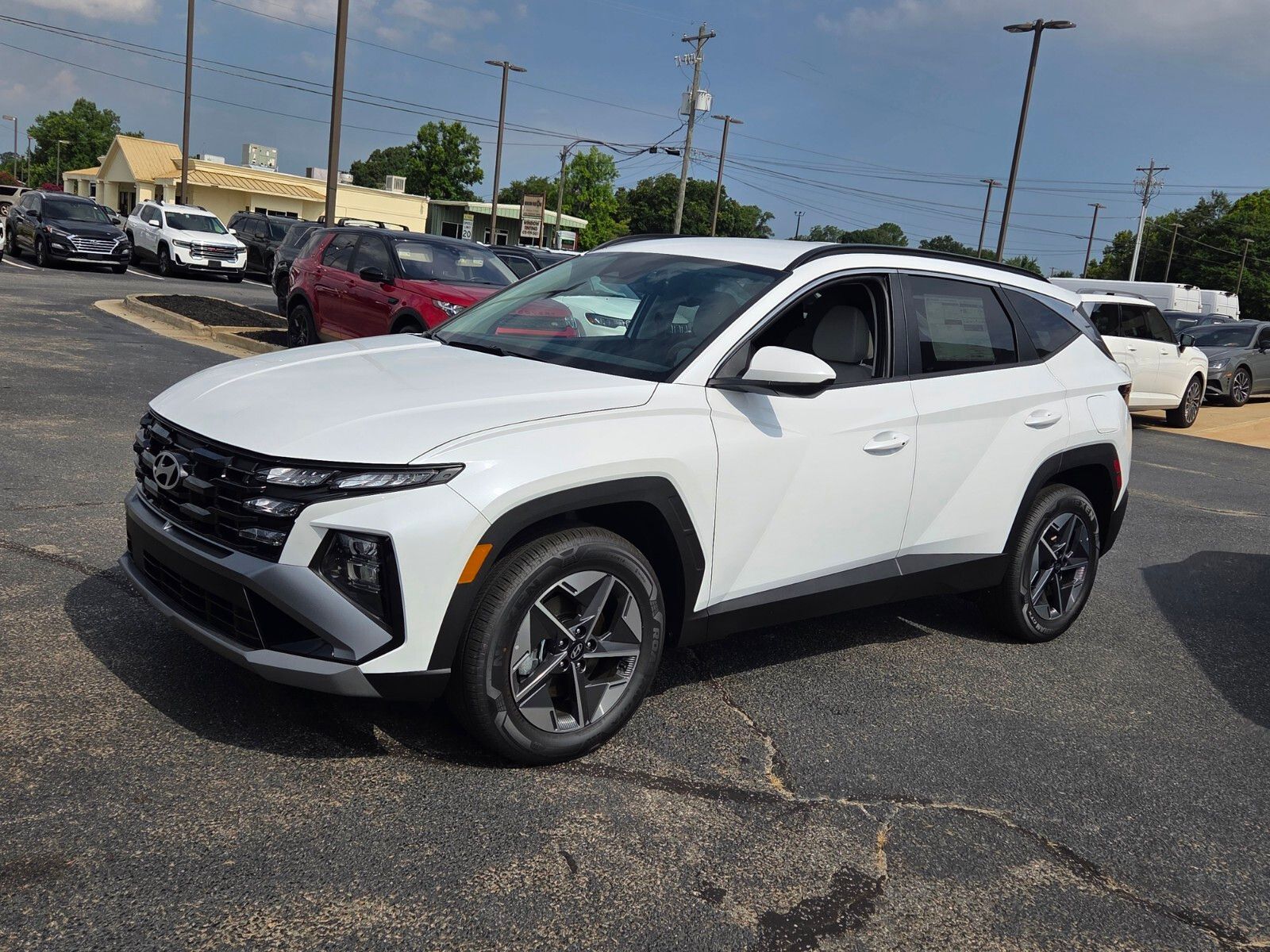 New 2026 White Hyundai SEL image 3