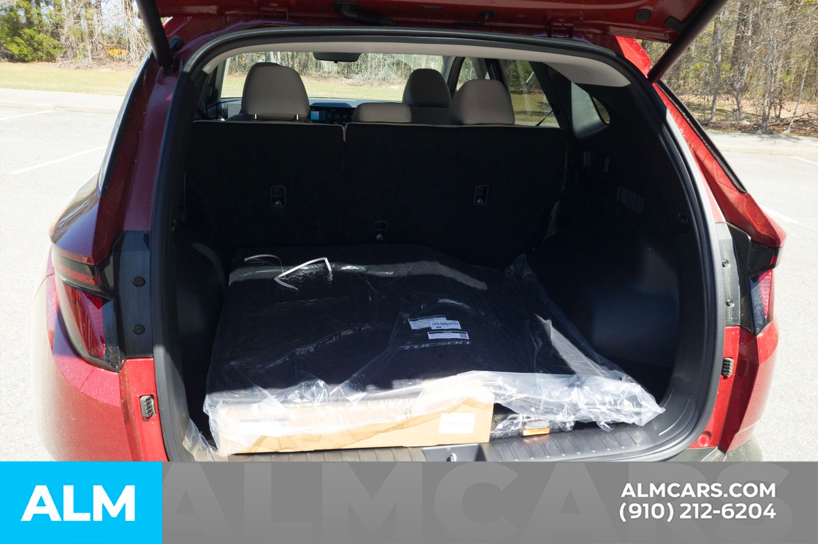 Used 2025 Red Hyundai SEL image 22