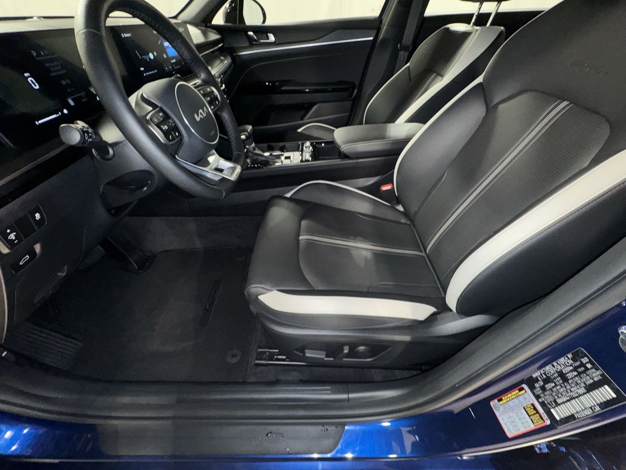 2025 Kia K5 GT-Line photo 19