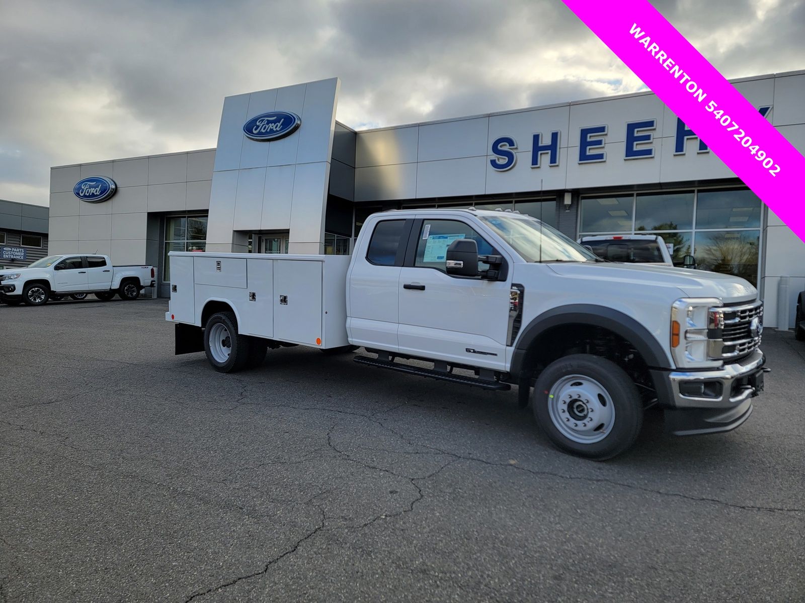 2026 Ford F-450 XL 4x4 SuperCab 192-In DRW's photo