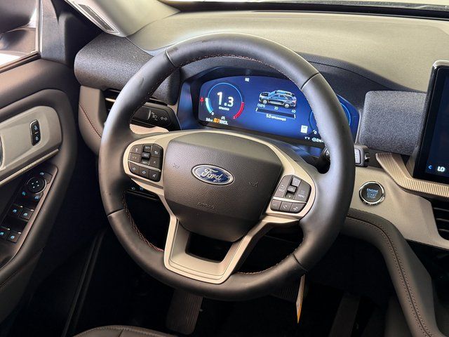 New 2026 Agate Black Metallic Ford Active image 23