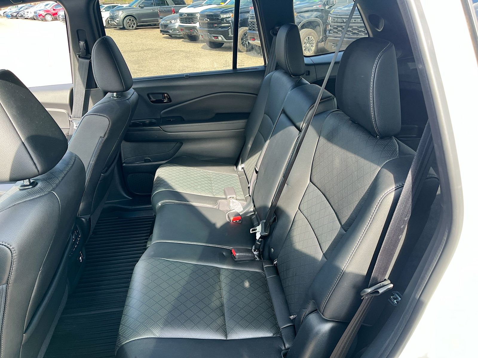 Used 2023 White Honda Elite image 25