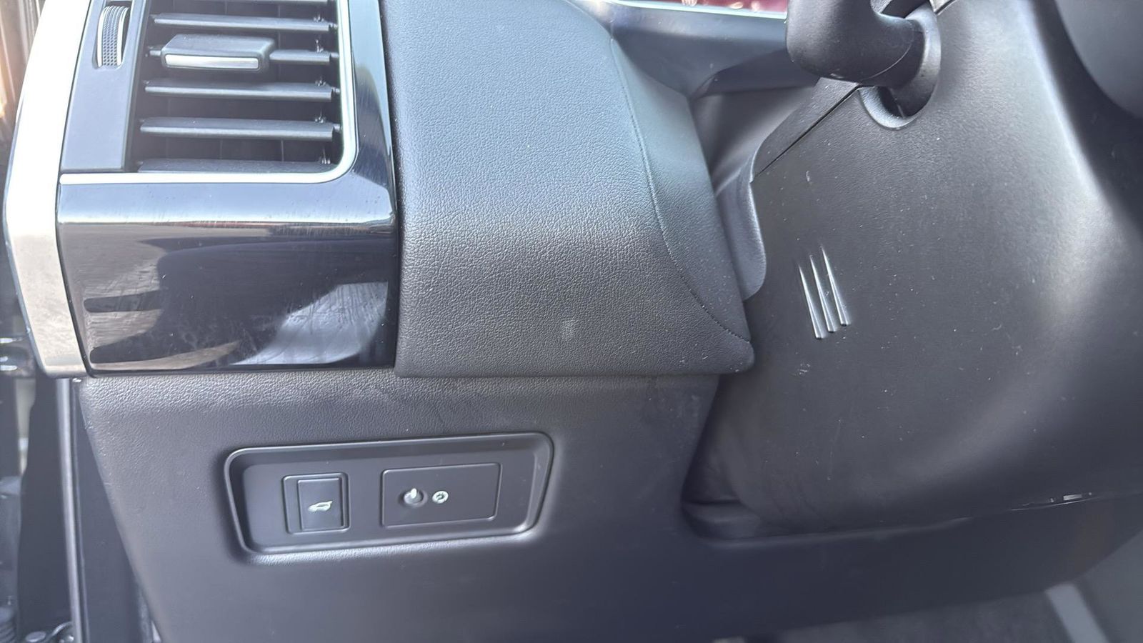 Used Car 2020 Land Rover Range Rover Sport  Hse For Sale Under $30,000 In Austin, Texas