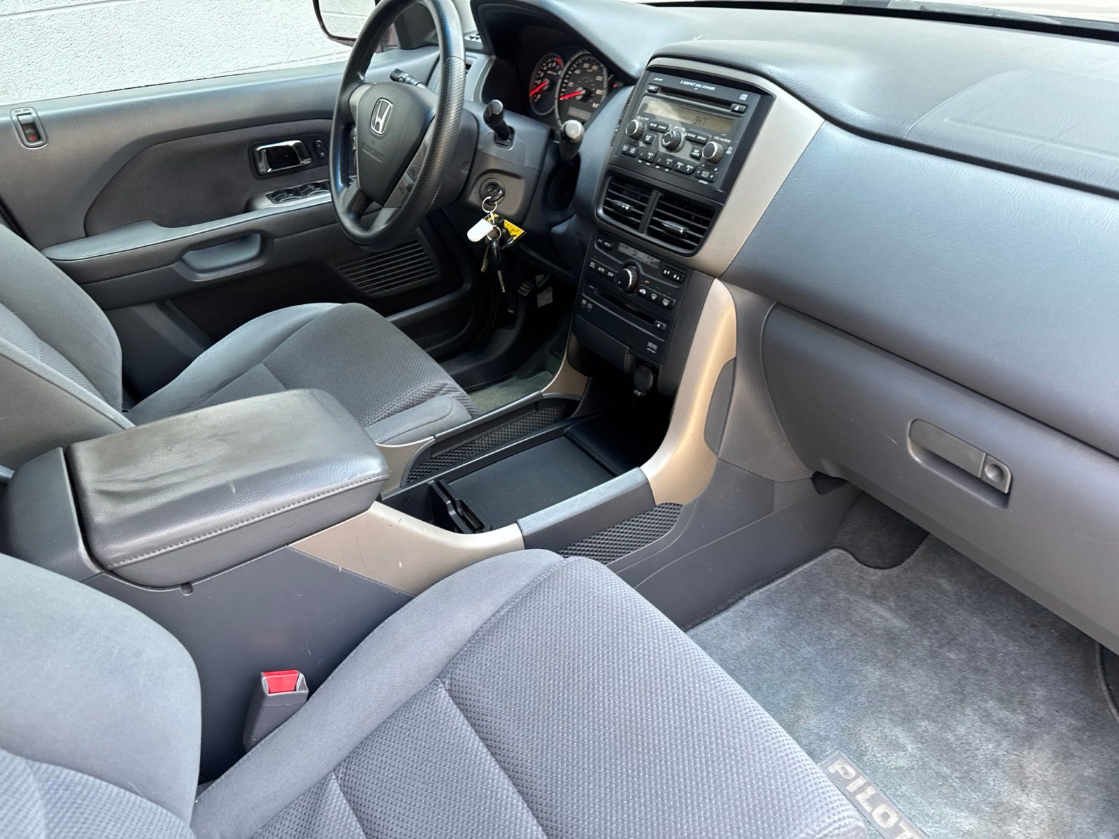 Used 2008 Dark Cherry Pearl Honda SE image 31