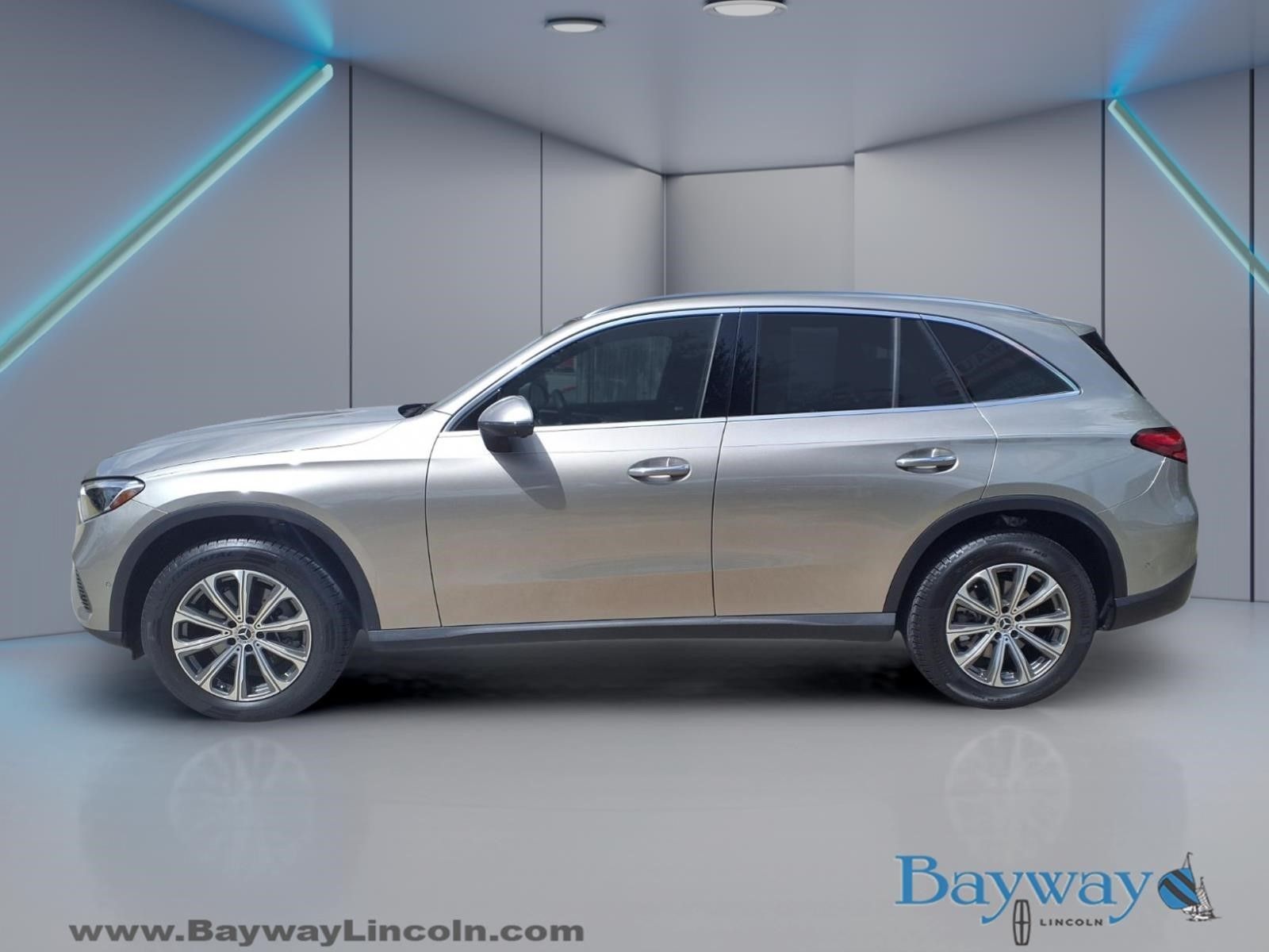 2024 Mercedes-Benz GLC GLC 300 - 9