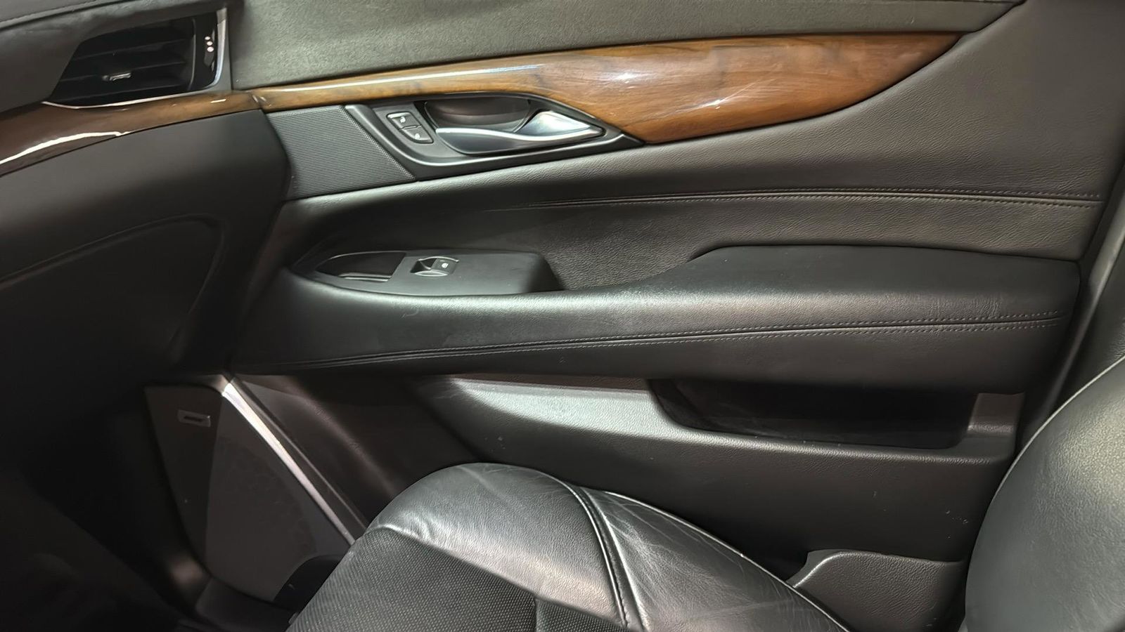 Used Car 2018 Cadillac Escalade  Luxury For Sale Under $30,000 In Austin, Texas