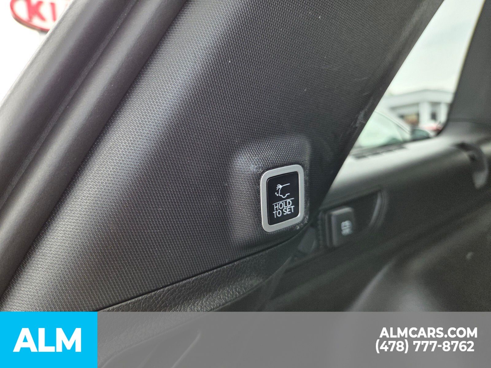 Used 2025 Silver Jeep Altitude image 11